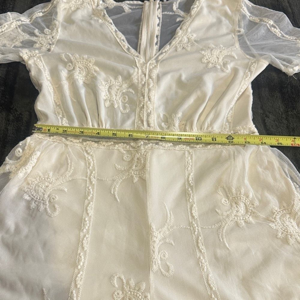 Zara Trafaluc dainty shorts & top jumper with lace & embroidery zipper in back - Picture 2 of 8